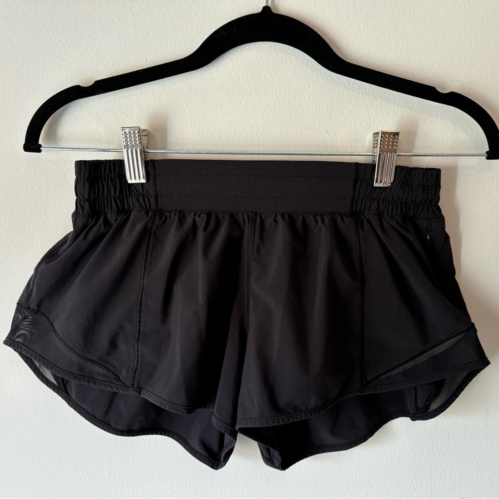 Black lululemon shorts!